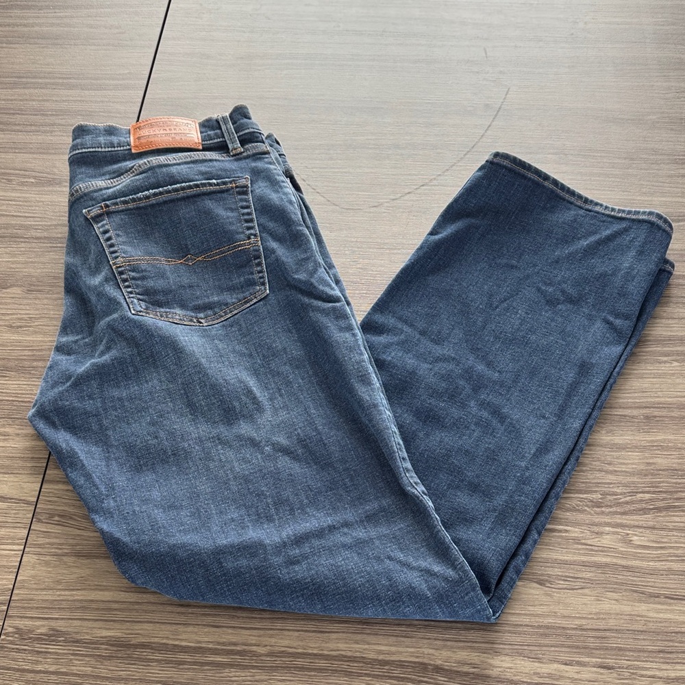 Lucky Brand Men's 181 Relaxed Straight Blue Jeans